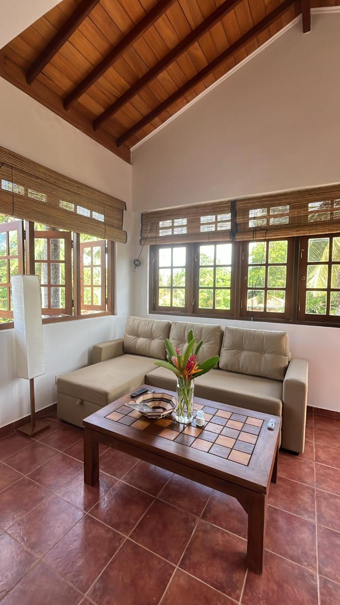 Beach Club Apartments Induruwa Exterior photo